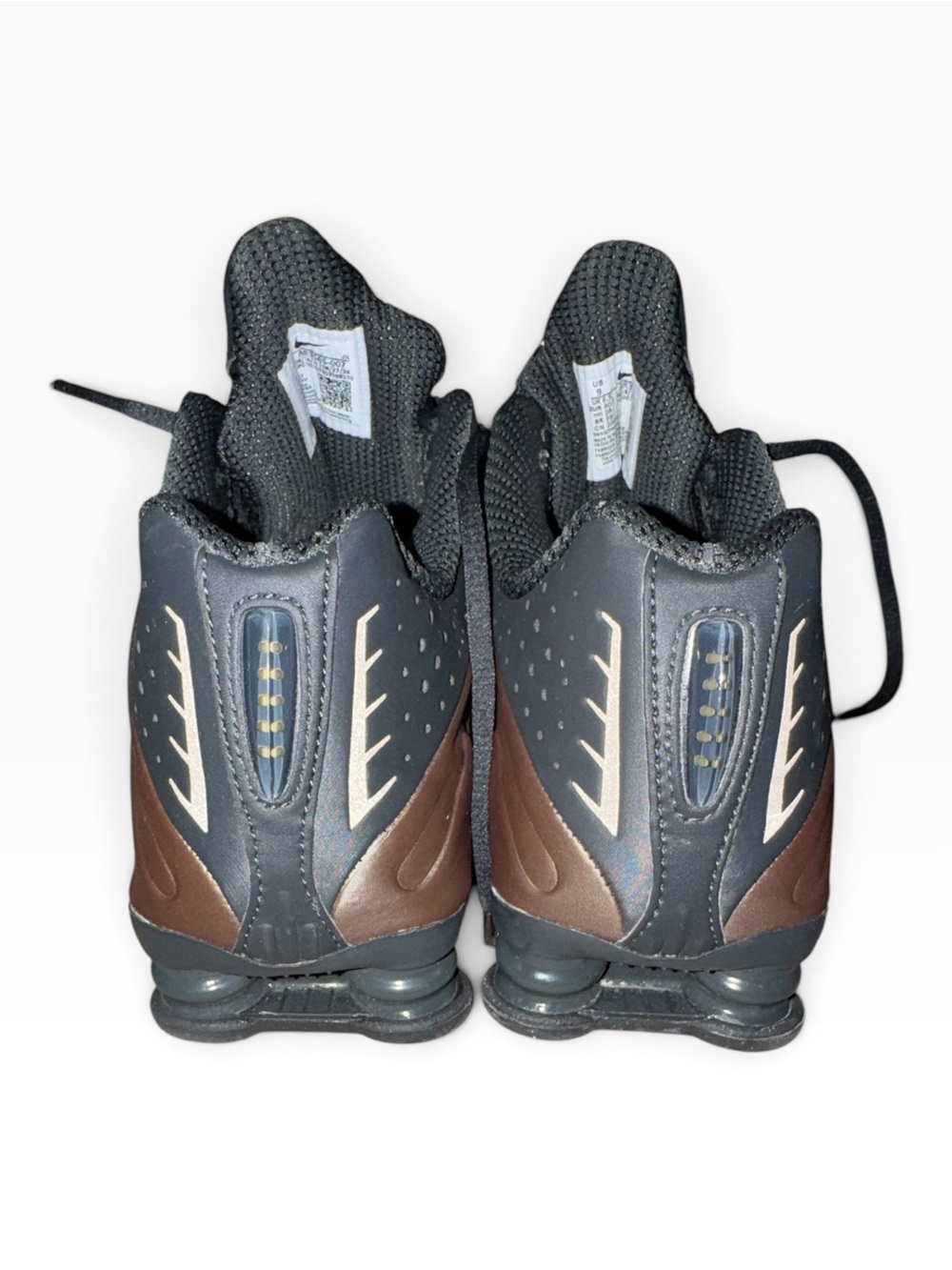 Nike Shox R4 'Off Noir Ironstone' sneakers - Picture 5 of 8